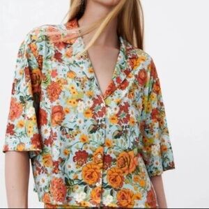 Zara Retro Floral Crop Top Size Small